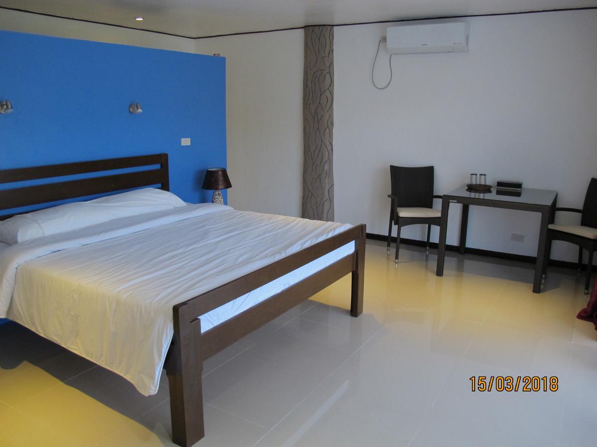 Cabilao Sunset Dive & Beach Resort Loon Exterior foto